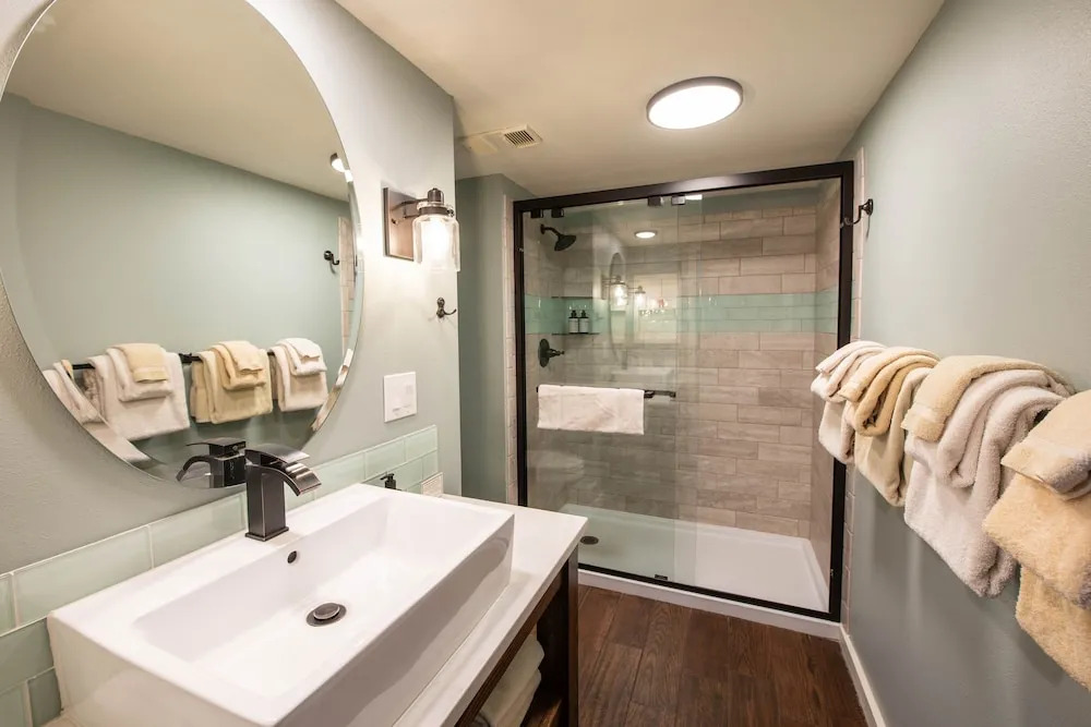 Amazing 2 Br With Balcony And Views 2 Bedroom Condo - No Cleaning Fee! by RedAwning