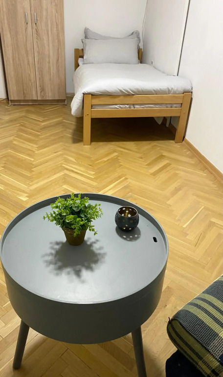 Regina's 2bedroom Near Square