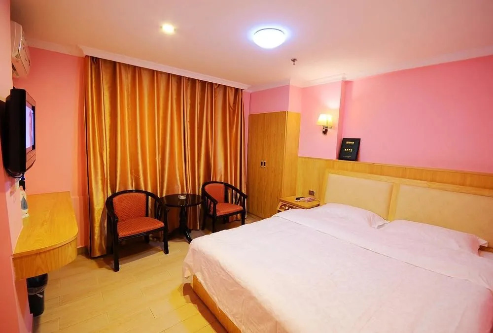 Longxiang Hotel (Guangzhou Huacheng Road)
