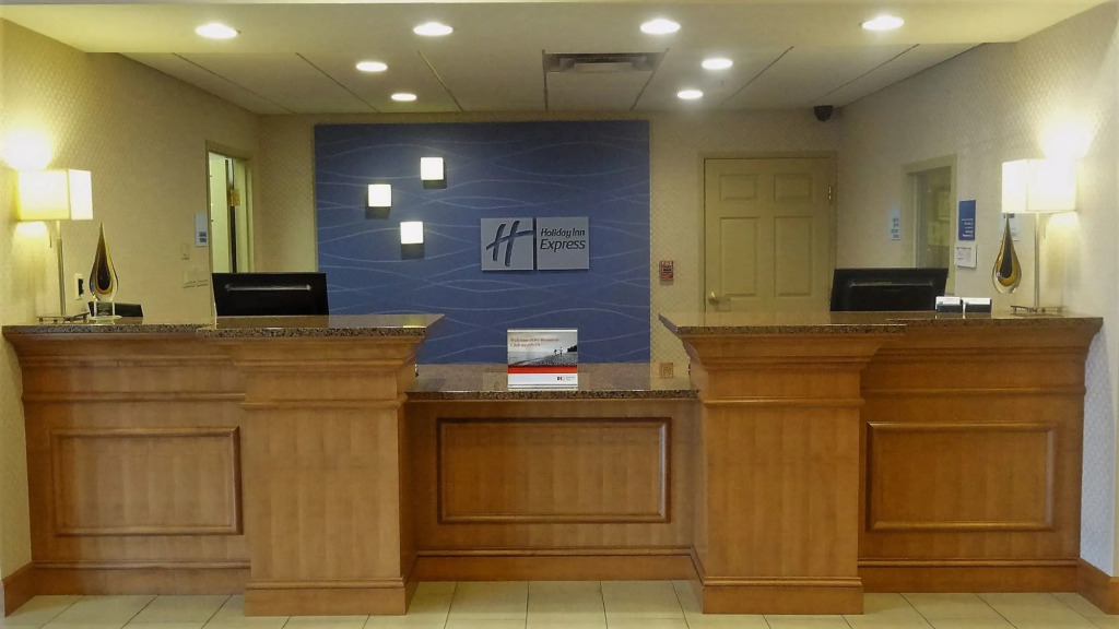 Holiday Inn Express Hotel & Suites Indianapolis North Carmel by IHG