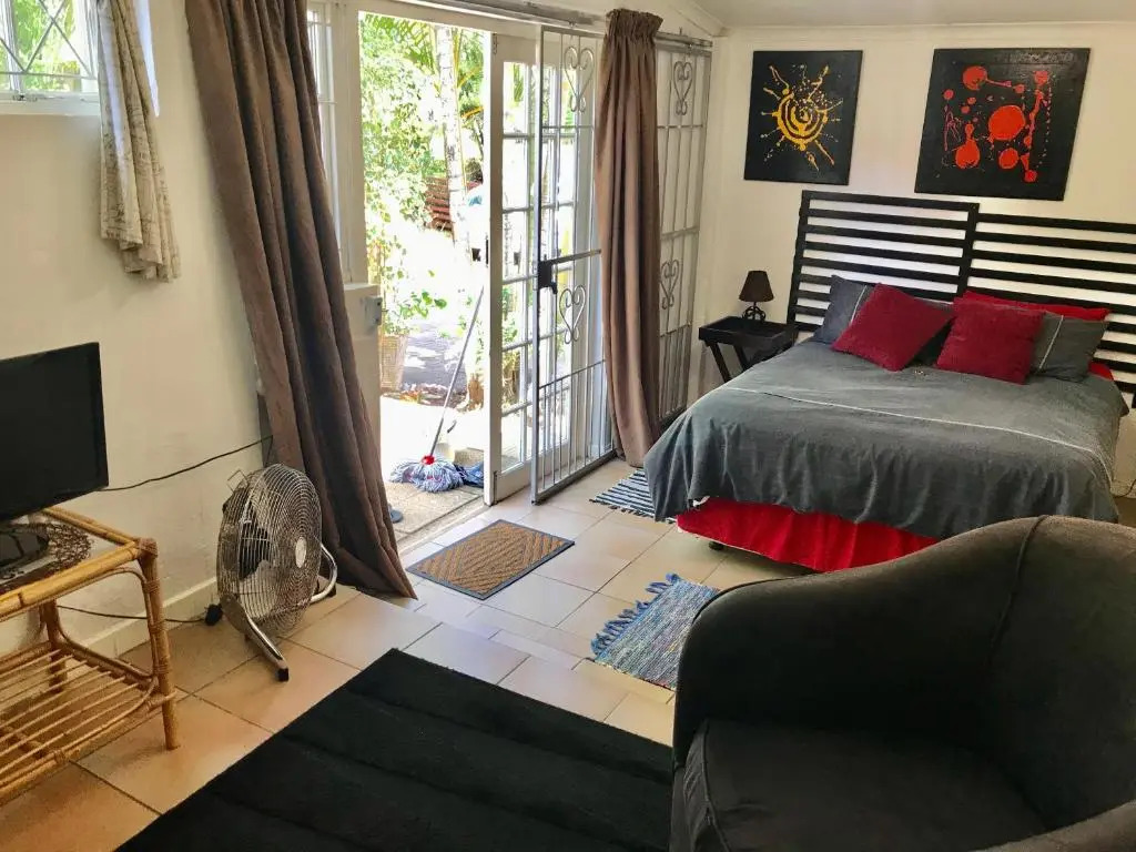 23 Ambleside Retreat