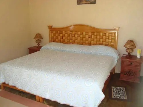 Hotel Brisas Del Lago