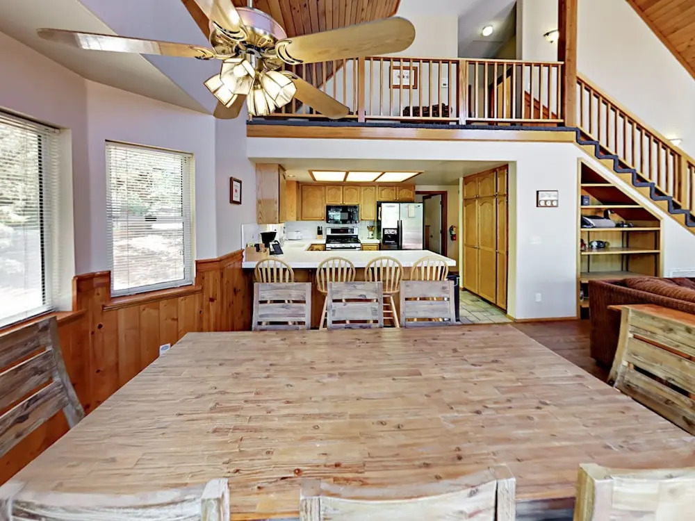 1174 Alameda Rd Home 4 Bedrooms 2 Bathrooms Home