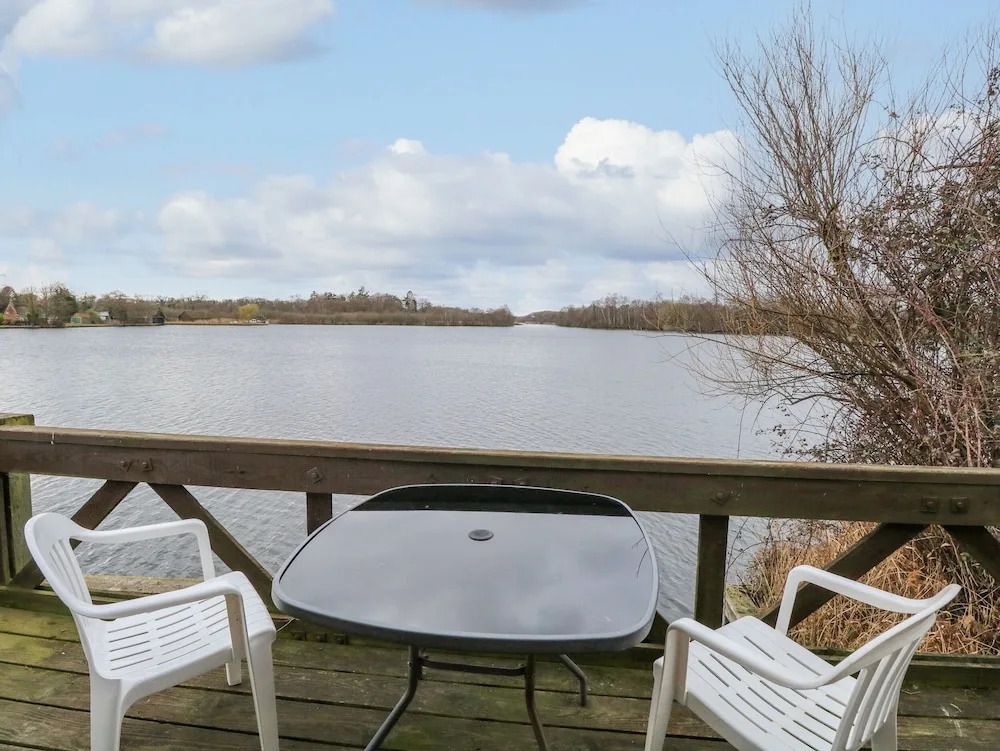 Cygnus Boathouse