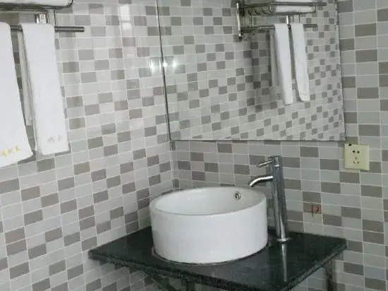 Yongzhou Hongfeng Express Business Hotel