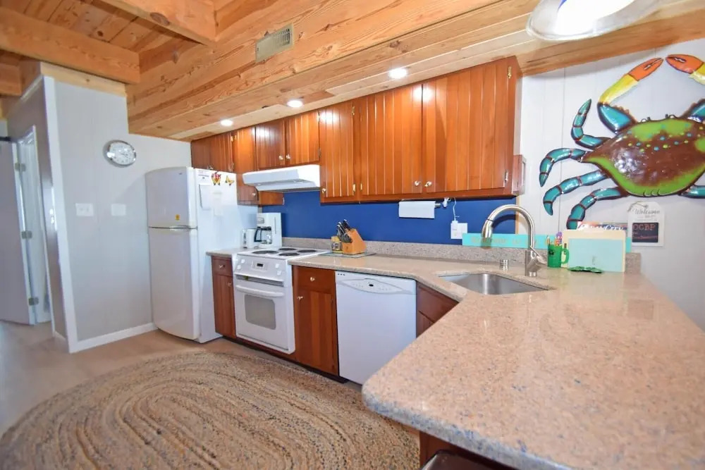 Sea Edge 3 3 Bedroom Townhouse by RedAwning
