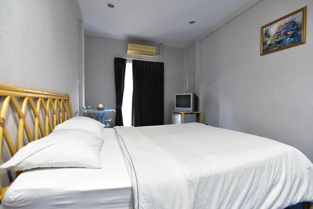 Sansabai House Hotel