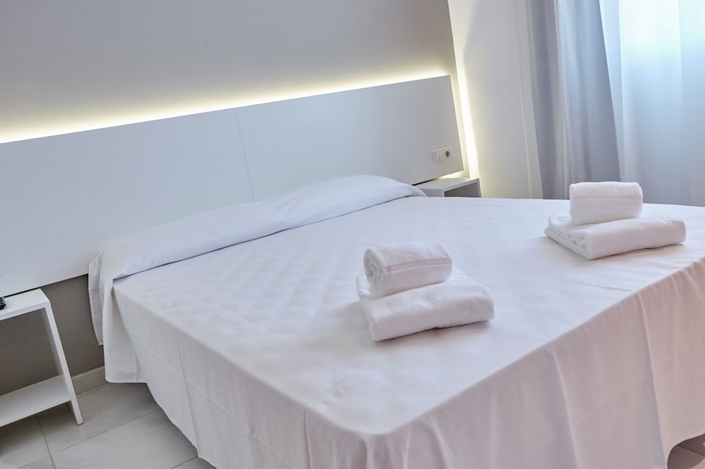 Hotel DL Port