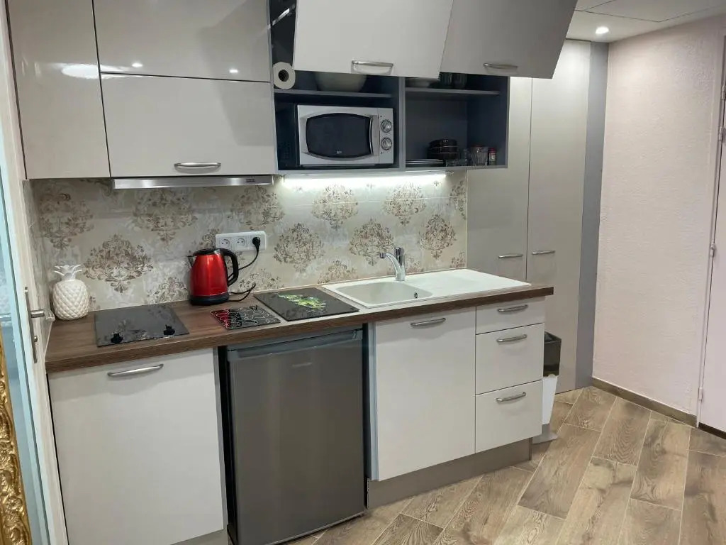 Studio with Swimming Pool 80 Meters Near the Beach (Adults Only)