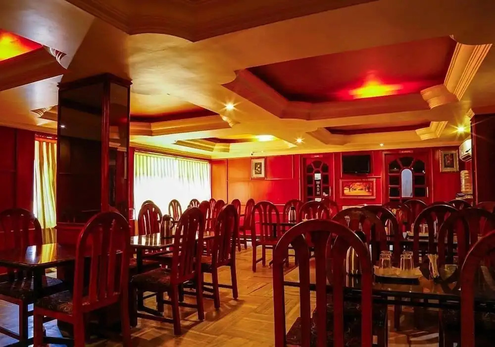 Hotel Maadhini