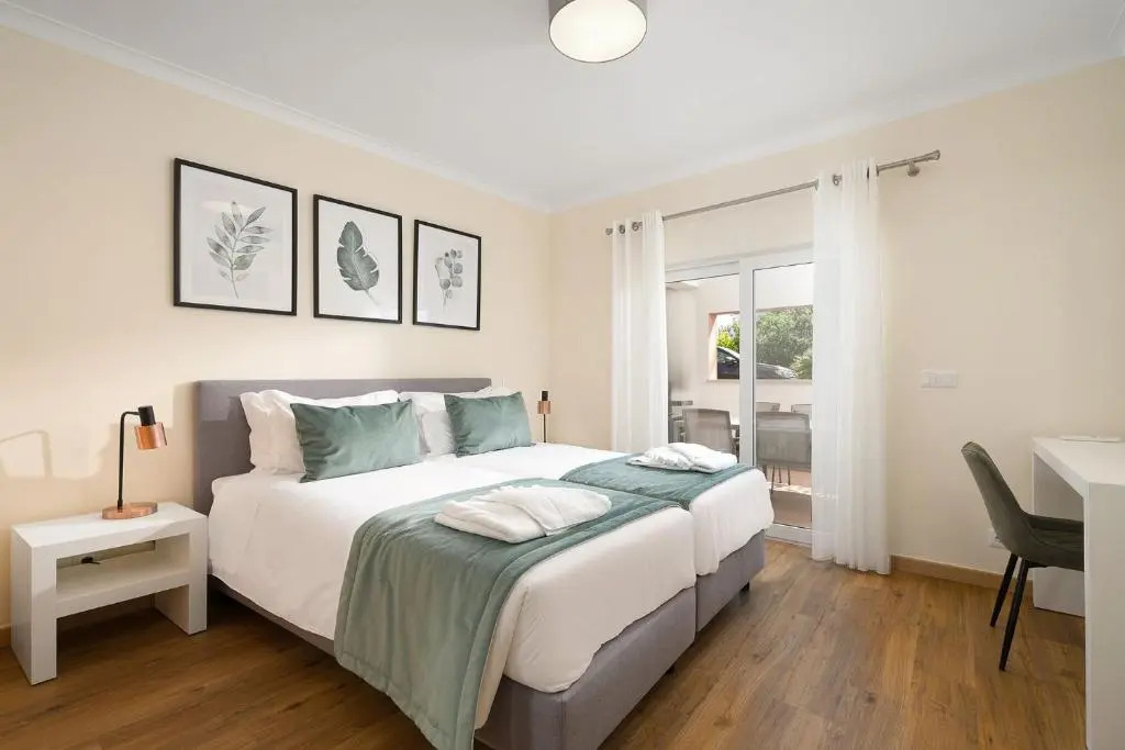 Modern Cabanas de Tavira Apartment Ideal Homes