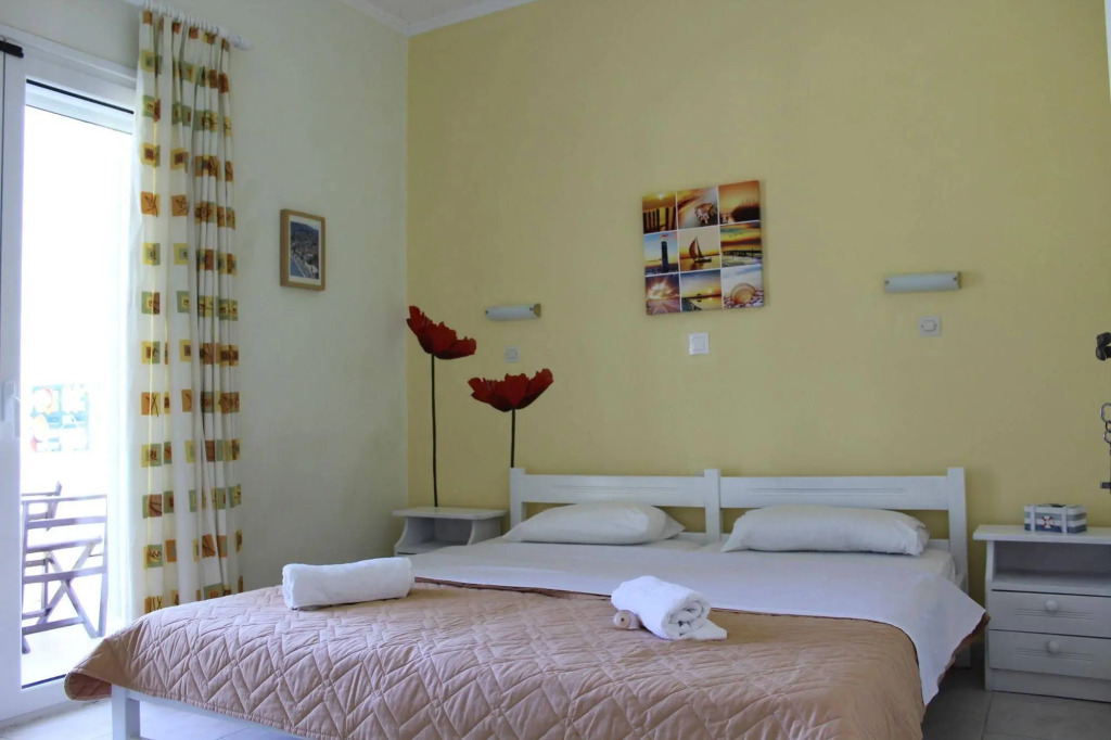 Panorama Studios and Apartments