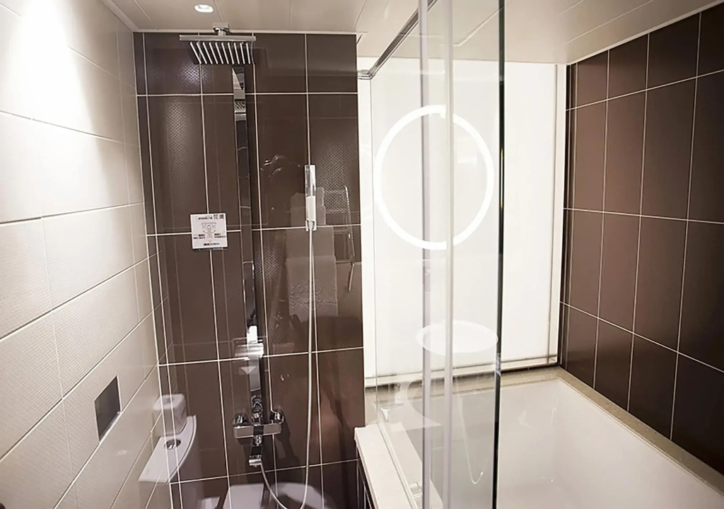 Royal Group Hotel Minghua Branch