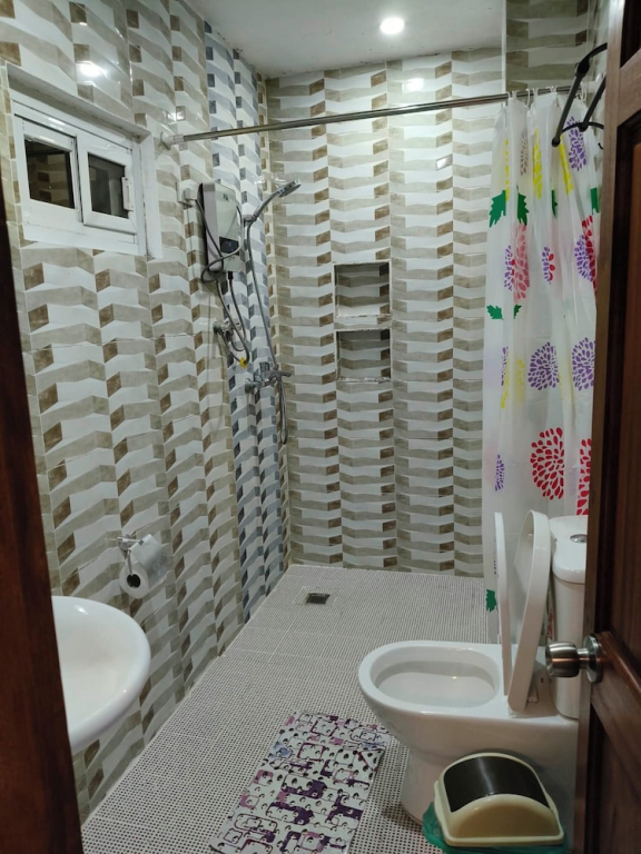 MEEKS VILLAS TRANSIENT HOUSE