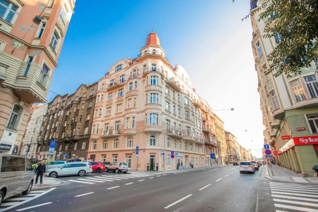 Design Studio Anděl, All Historical Sights Walkable