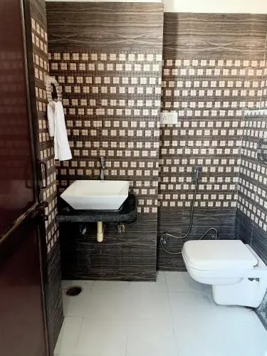 Hindupura Residency