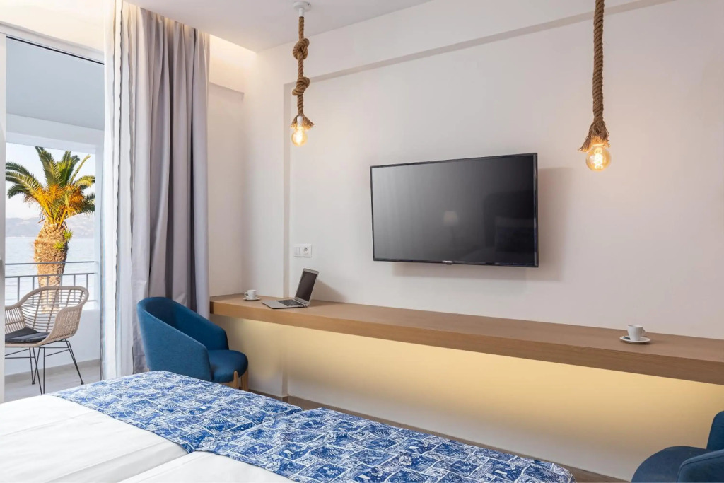 Sirocco Hotel