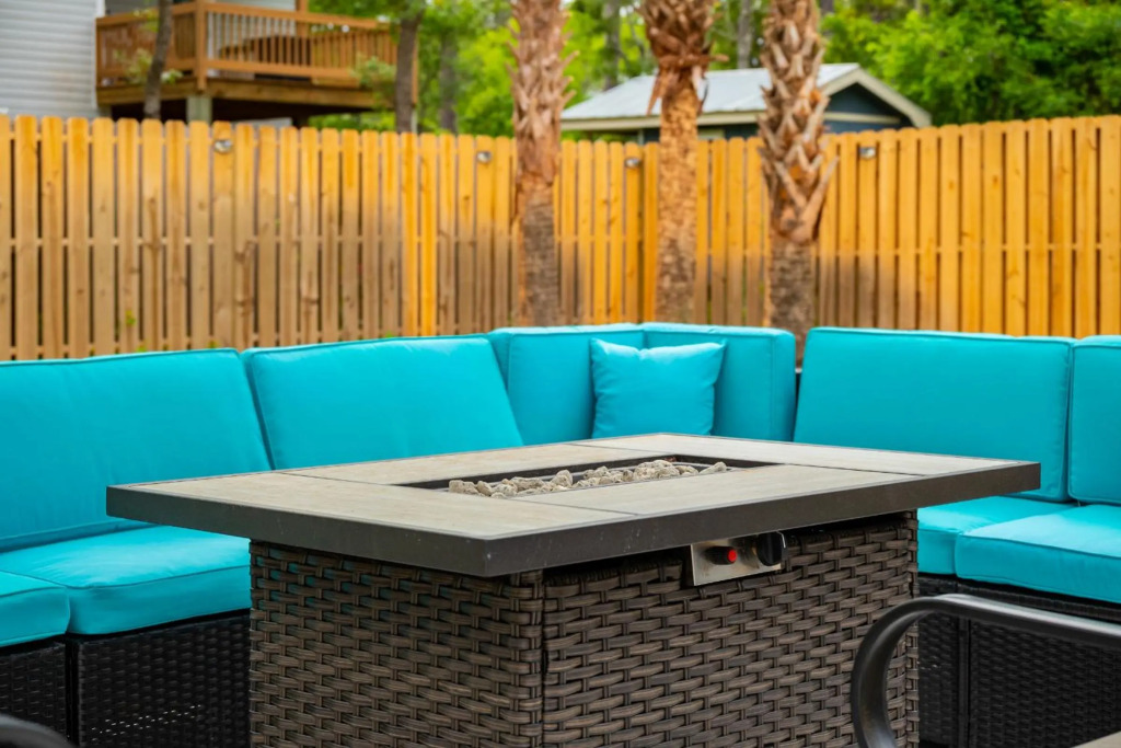 Poolside Paradise by Oak Island Accommodations