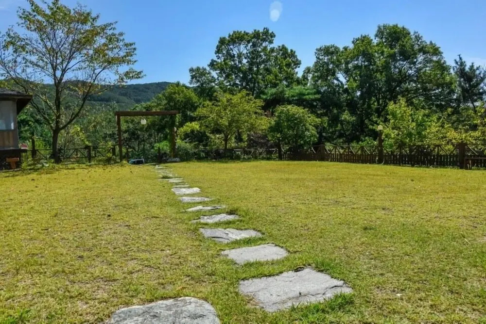 Sunshine Garden Pension