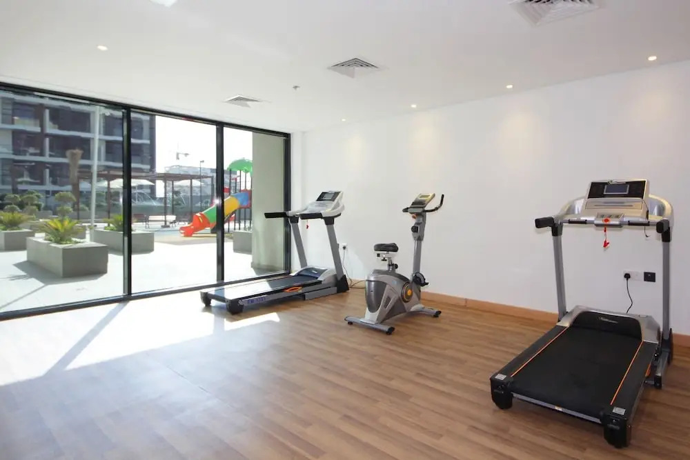 Executive Studio Seven