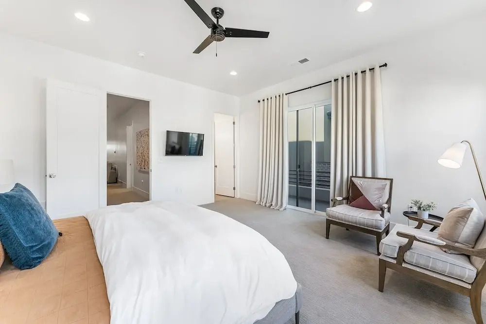 Villa #25 At Bloomington Country Club - Villa Vibes 4 Bedroom Townhouse