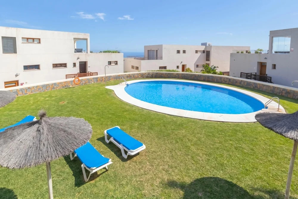 Marbella Mountain With sea View and Pool