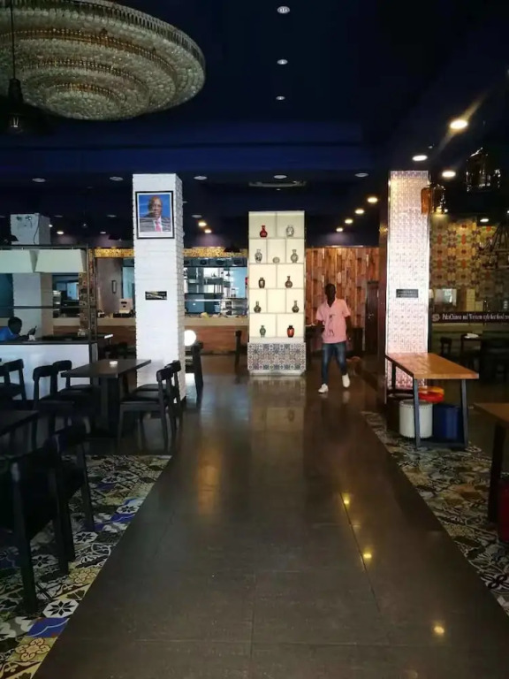Esiya Hotel