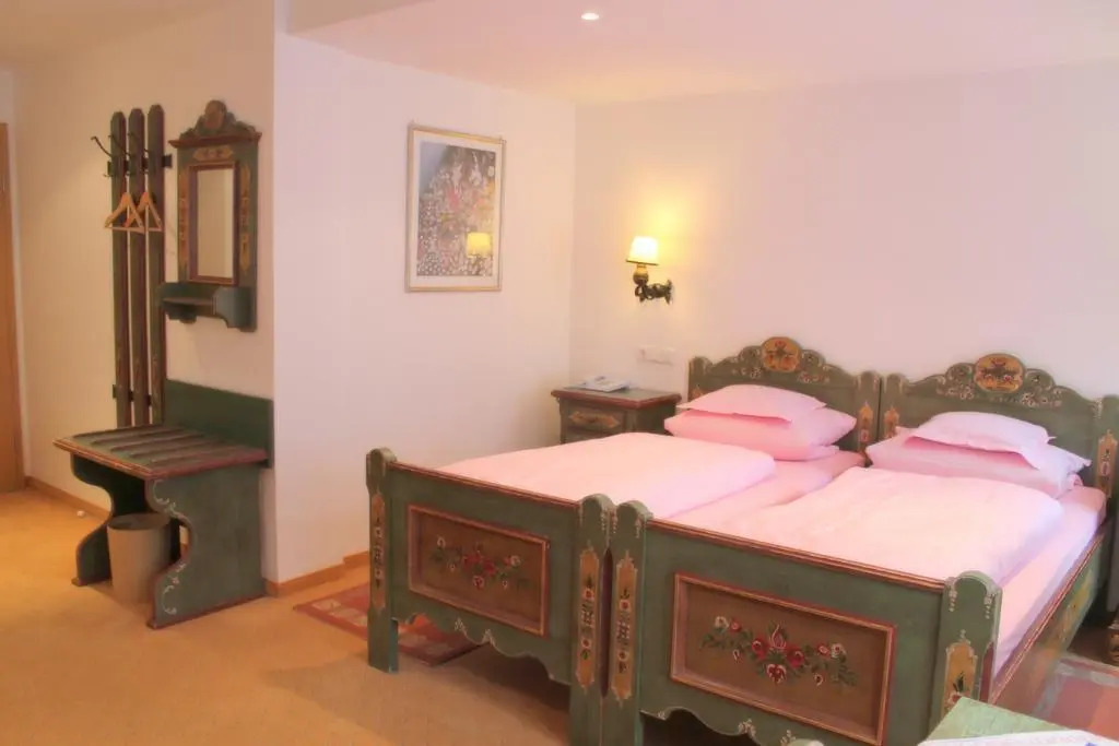 Hotel Tilman Riemenschneider by ANS