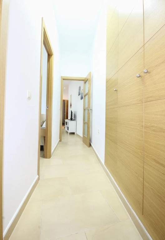 Deluxe Apartment San Julian With Parking