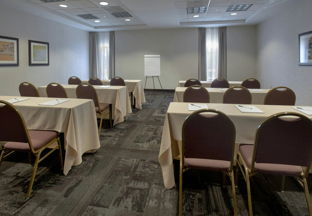 Hampton Inn Boston Logan Airport