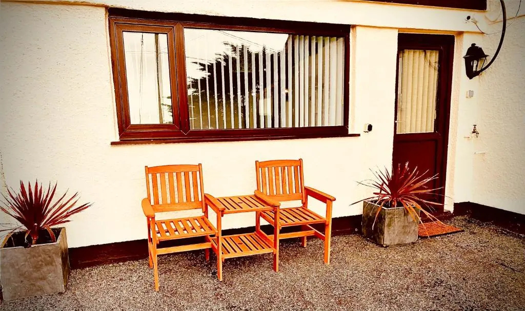Cosy Annexe Sleeps 4