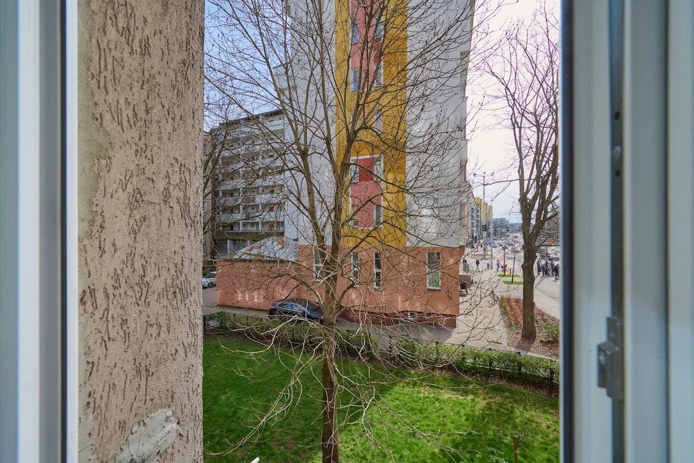 Wyszyńskiego With AC by Renters
