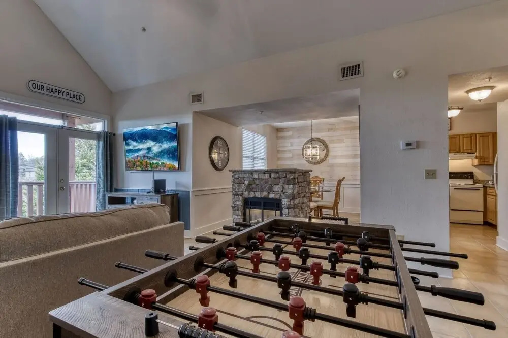 Owl See You 3205 - Close To Dollywood And Overlooking Gatlinburg Golf Course 2 Bedroom Condo by RedAwning