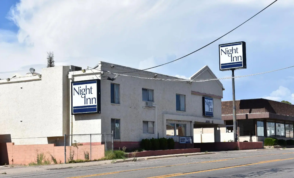 Night Inn