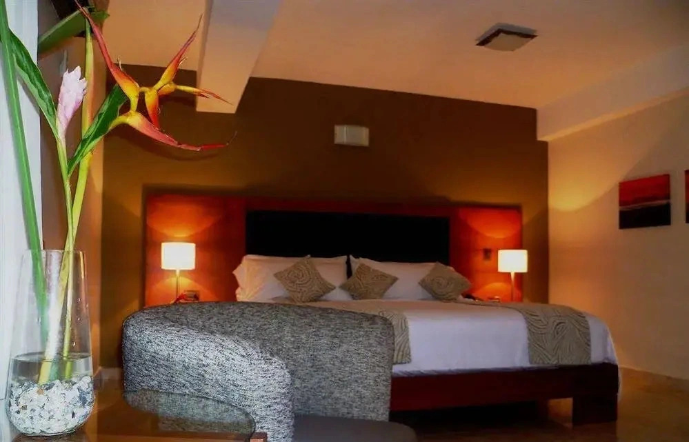 Living Hotel