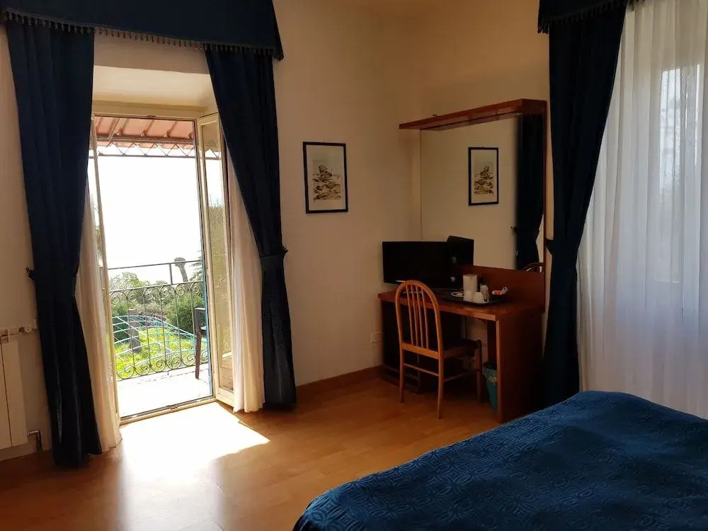 Hotel LIsola