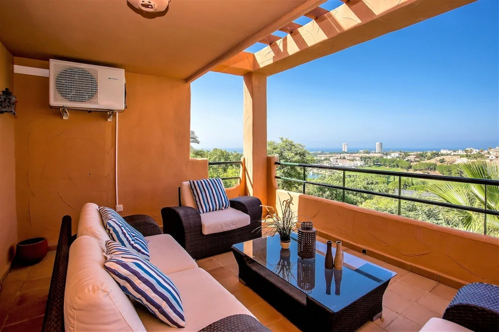 Frontline Golf and Sea views, 2 Bed JC6
