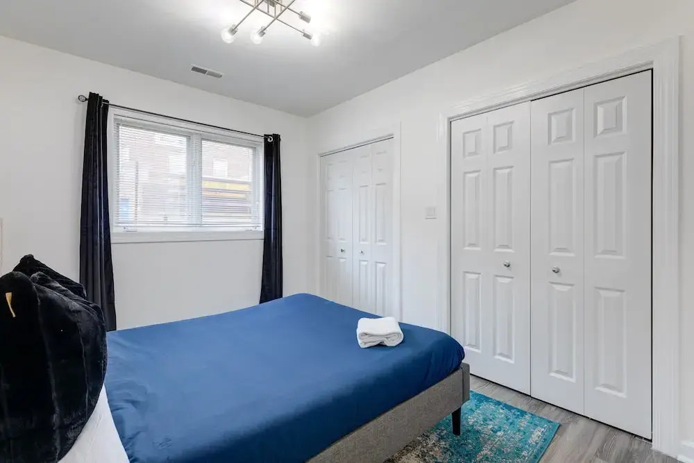 3 Beds, 2BA Condo NearDowntown & Park by AllSet Turnover