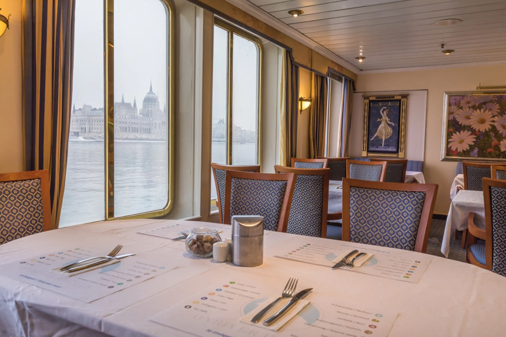 OnRiver Hotels - MS Cezanne