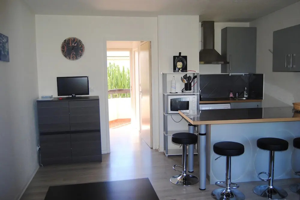 Apartment With one Bedroom in Nice, With Shared Pool, Enclosed Garden and Wifi