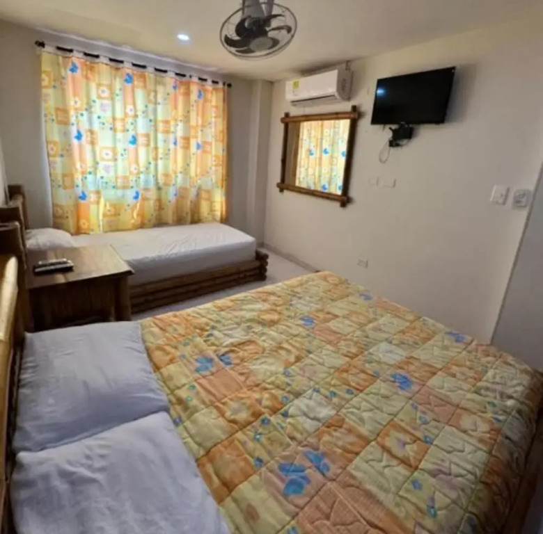 Hotel Aiport Crespo
