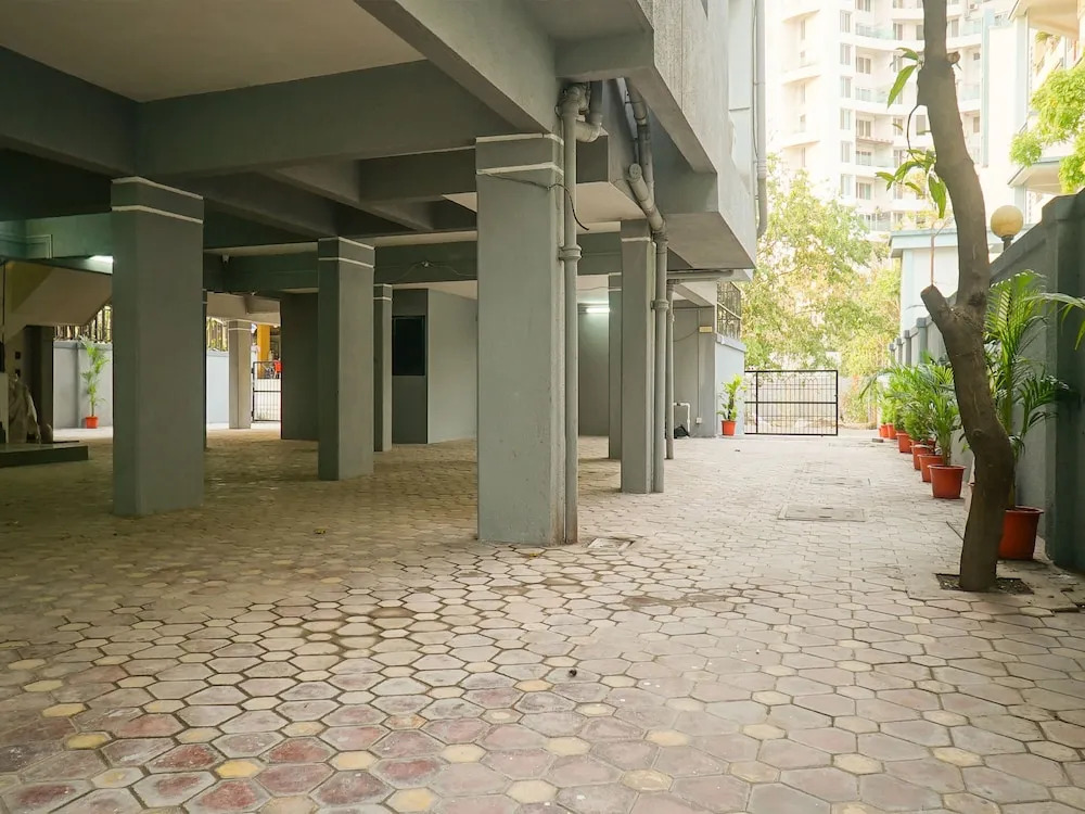 OYO Flagship 12723 Hotel D Villa