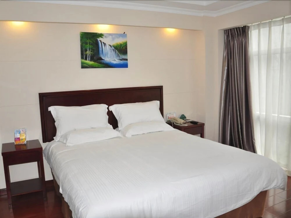 Greentree Inn Chongqing North Railway Station Express Hotel