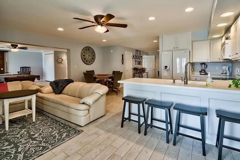 Its About Time 9 Bedroom Holiday Home by Five Star Properties