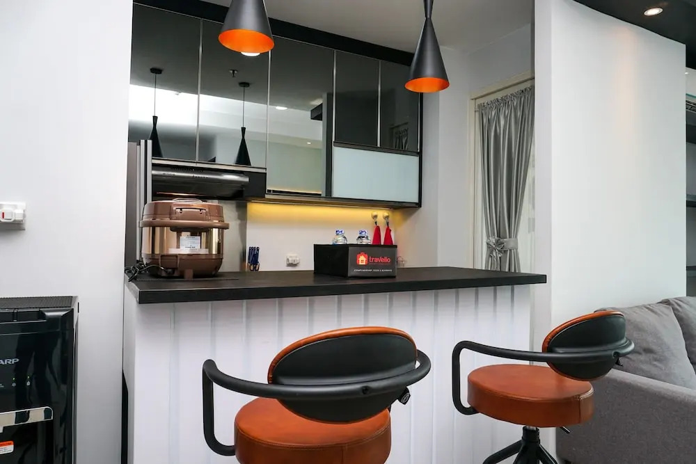 Modern 2BR Apartment at Citra Lake Suites