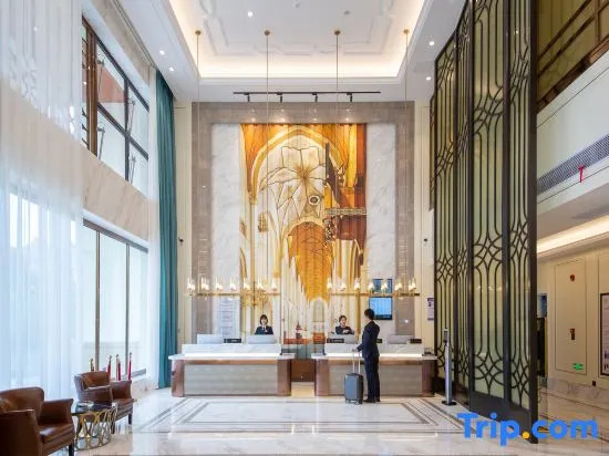 Vienna International Hotel (Yichang Zhongnan Road Branch)