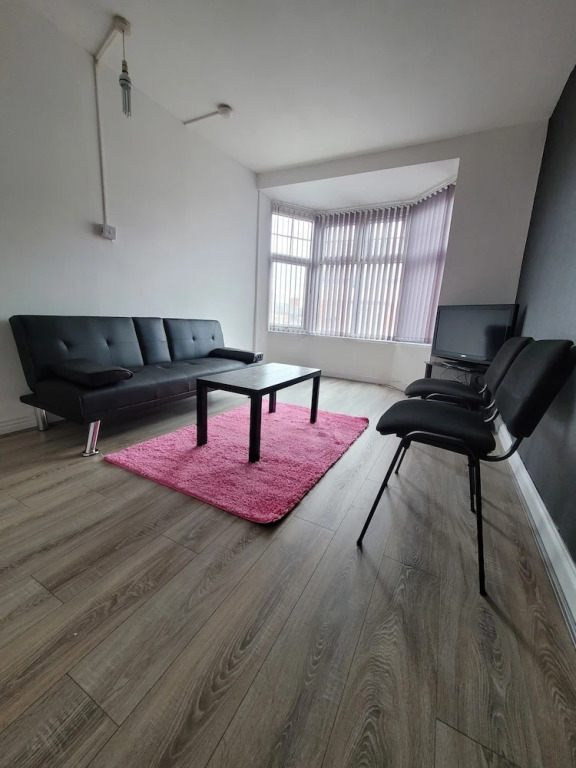 Spacious 2-bed Apartment in Leicester
