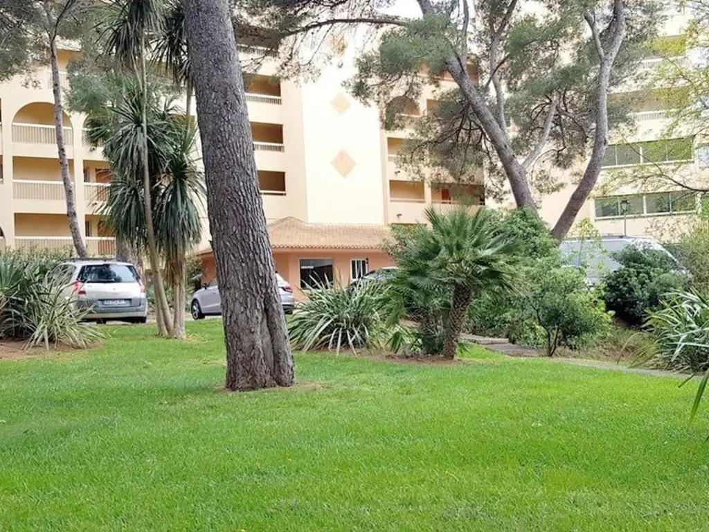 Appartement Six-Fours-les-Plages, 2 pièces, 4 personnes - FR-1-316-245