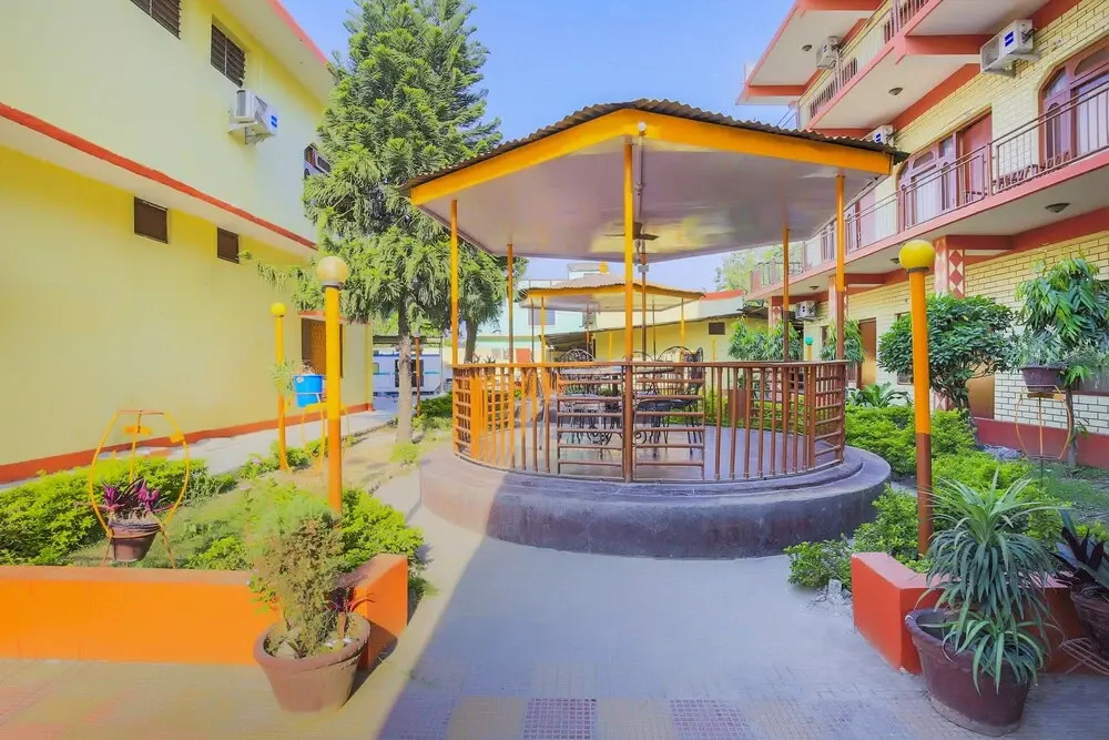 OYO 360 Hotel Sorai