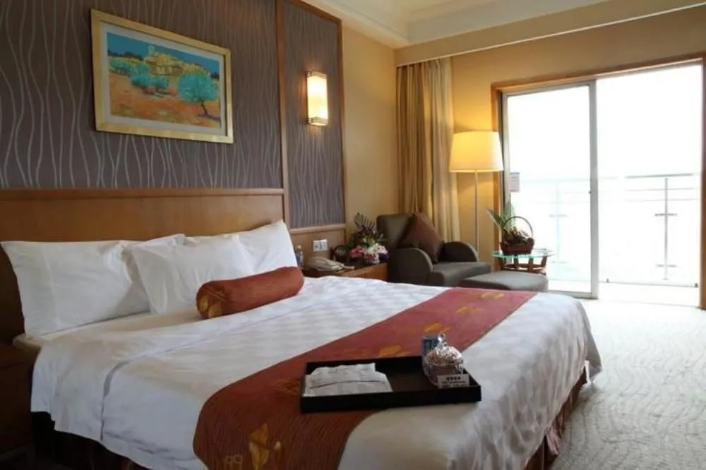 Qingdao Blue Horizon Marina Gold Hotel